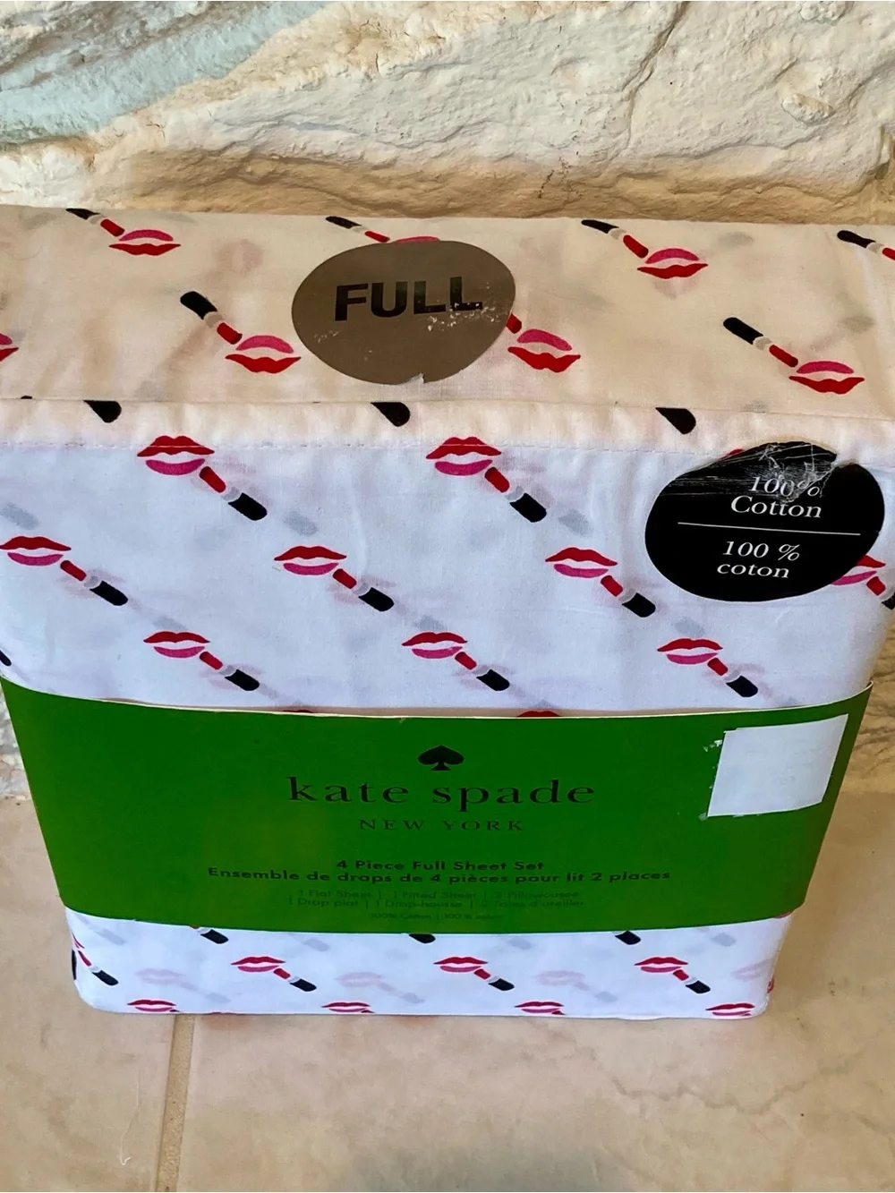 NWT kate spade New York White Sheet Set with Red Lips and Black Lipstick Print